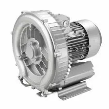 Blower inclusief geluidsdemper 17,1 m³/uur, 900 mBar